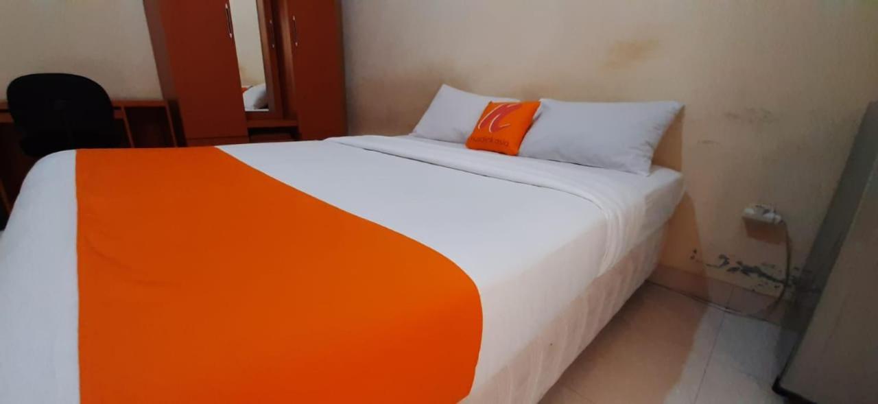 Hotel Duksina 2 By Shm Kejayan